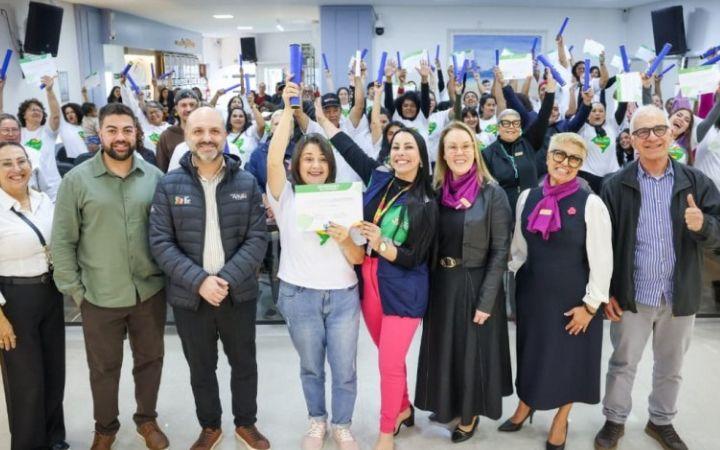 Governo do Estado forma cerca de 60 participantes de curso de empreendedorismo no Litoral Norte