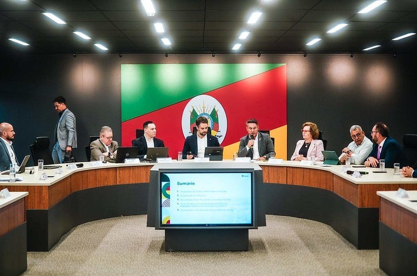 Leite e Zucco avançam na transição de governo com apresentação sobre o Plano Rio Grande e a Defesa Civil