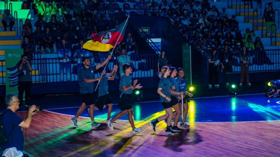 Mais de 200 alunos representam o Rio Grande do Sul nos Jogos da Juventude, em Foz do Iguaçu