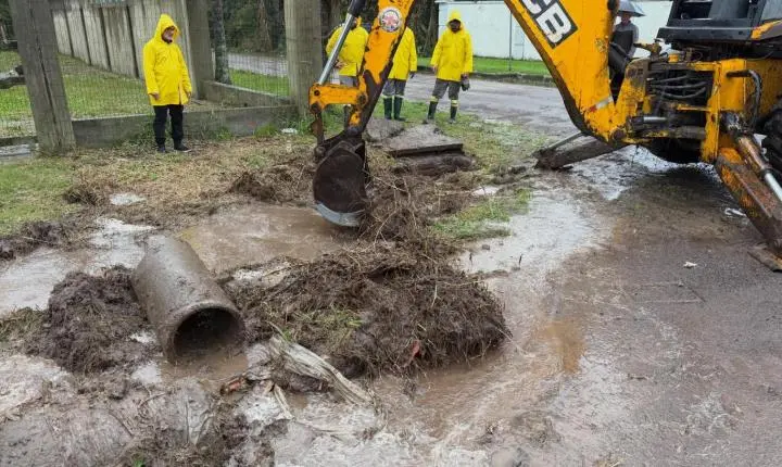 🌧️ A Prefeitura de Tramandaí segue mobilizada e acompanhando de perto a situação causada pelas fortes chuvas em nosso município.