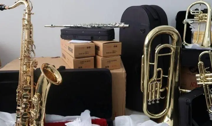 Alunos de Tramandaí receberam instrumentos musicais