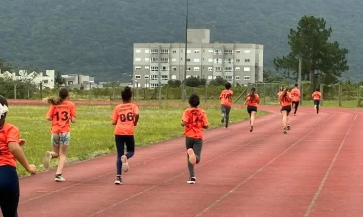 ALUNOS DO CENTRO ESPORTIVO ESTUDANTIL DE IMBÉ PARTICIPAM DE ATIVIDADE DA OFICINA DE ATLETISMO EM OSÓRIO