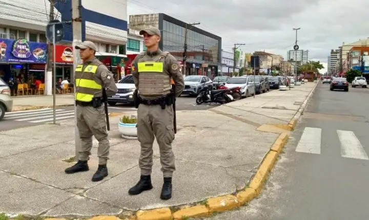 Alunos-soldados reforçam ações de policiamento preventivo durante estágio em Tramandaí