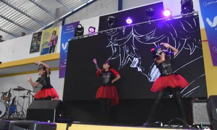  Anime Beach reúne mais de 8 mil pessoas e arrecada três toneladas de alimentos