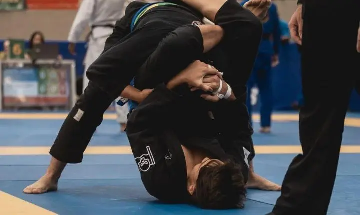 Atleta da Alliance Jiu-Jitsu de Tramandaí brilha no cenário internacional e conquista título no Sul-Americano
