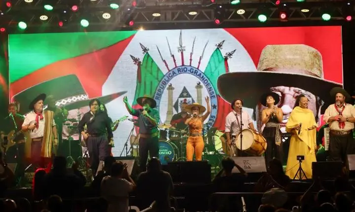 🎶 Beira-Mar de Tramandaí foi palco de um grande espetáculo cultural