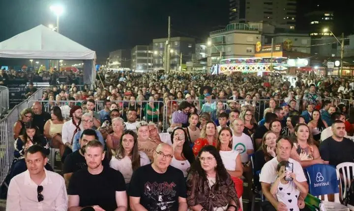 🎶 Beira-Mar de Tramandaí foi palco de um grande espetáculo cultural