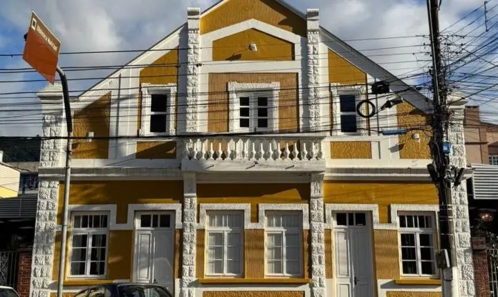 Biblioteca Pública de Osório realiza programação especial alusiva aos 120 anos do poeta Mário Quintana