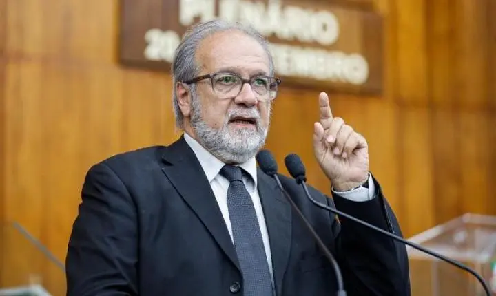 Bolsa de estudos para filhos de agentes mortos em combate é aprovada na Assembleia
