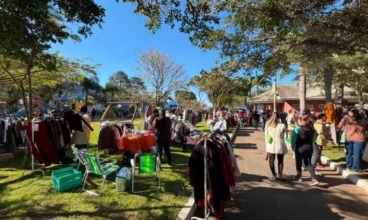 BRIQUE DAS CARRETAS REÚNE UM GRANDE PÚBLICO DURANTE O DOMINGO EM OSÓRIO 