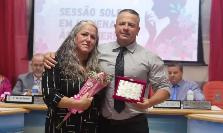 CÂMARA DE VEREADORES DE IMBÉ REALIZOU SESSÃO SOLENE EM HOMENAGEM ÀS MULHERES