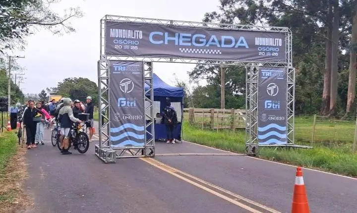 CENTENAS DE ATLETAS PARTICIPAM DA 3ª ETAPA DO CIRCUITO TRISUL DE TRIATHLON EM OSÓRIO