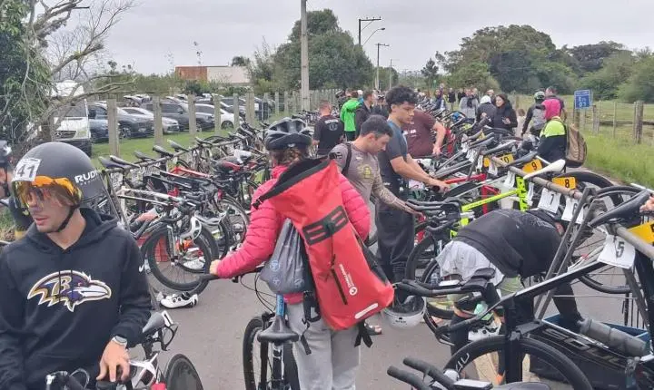 CENTENAS DE ATLETAS PARTICIPAM DA 3ª ETAPA DO CIRCUITO TRISUL DE TRIATHLON EM OSÓRIO