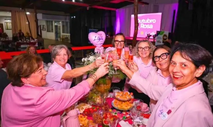 Chá Beneficente do Rotary une solidariedade e desfile de moda da La Leste, em Osório