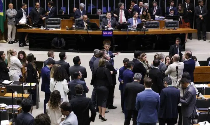 Congresso aprova LDO com superávit de R$ 34 bilhões em 2026