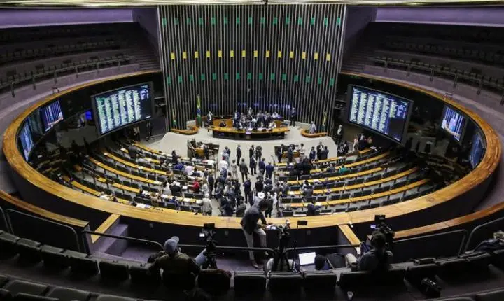 Congresso entra na reta final de atividades do ano