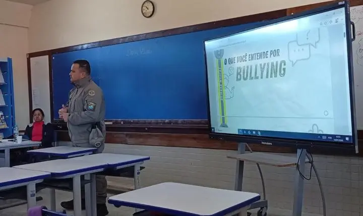CONSCIENTIZAÇÃO SOBRE BULLYING É TEMA DE PALESTRA NA EMEF PROFESSORA CLELIA DA CUNHA DE MORAIS