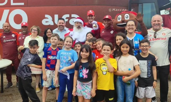 CONSULADO DO INTER PARTICIPA DA FESTA DE NATAL NA ESCOLA MUNICIPAL JOSÉ PAULO DA SILVA EM ATLÂNTIDA SUL