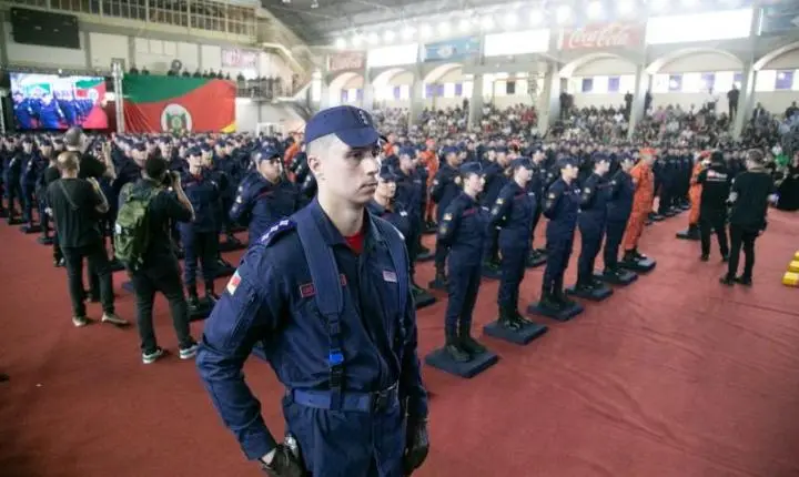 Corpo de Bombeiros Militar habilita 322 novos sargentos