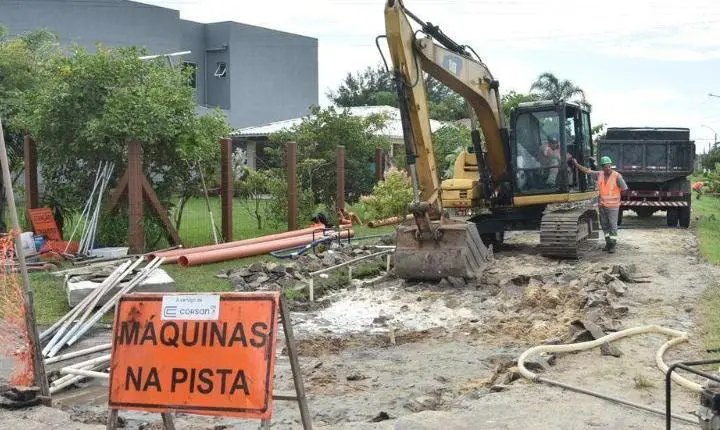 Corsan realiza obras de ampliação da rede de esgoto em Imbé