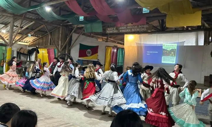 CULTURA GAÚCHA É ABORDADA EM PROJETO DA SMED COM ALUNOS DA REDE MUNICIPAL DE IMBÉ