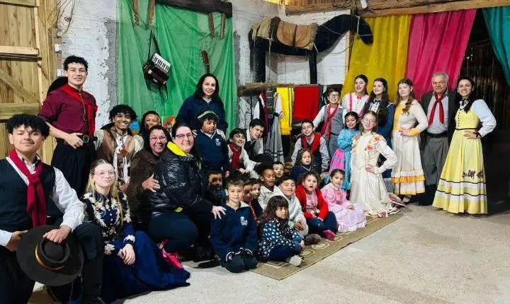 CULTURA GAÚCHA É ABORDADA EM PROJETO DA SMED COM ALUNOS DA REDE MUNICIPAL DE IMBÉ