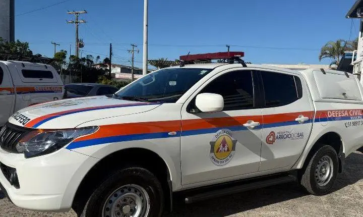 Defesa Civil recebe primeira viatura 4x4 reforçando estrutura de atendimento de Arroio do Sal