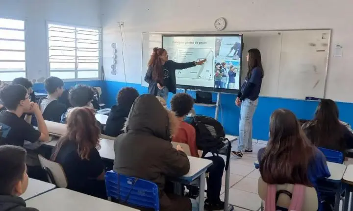 EMEF ESTADO DE SANTA CATARINA EM IMBÉ RECEBE PROJETO BOTOS DA BARRA