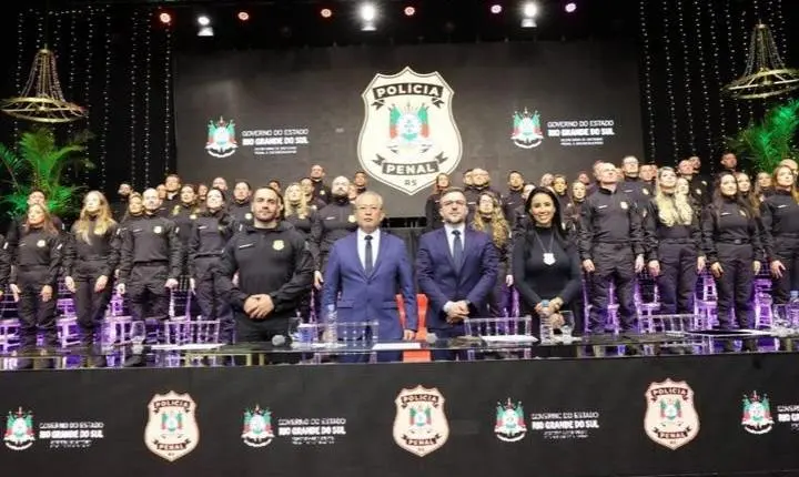 Governo do Estado realiza formatura de 70 novos servidores da Polícia Penal