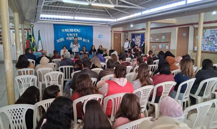 Homenagens e arte em grafite marcam o aniversário de 40 anos da Escola Municipal José Paulo da Silva em Atlântida Sul neste sábado