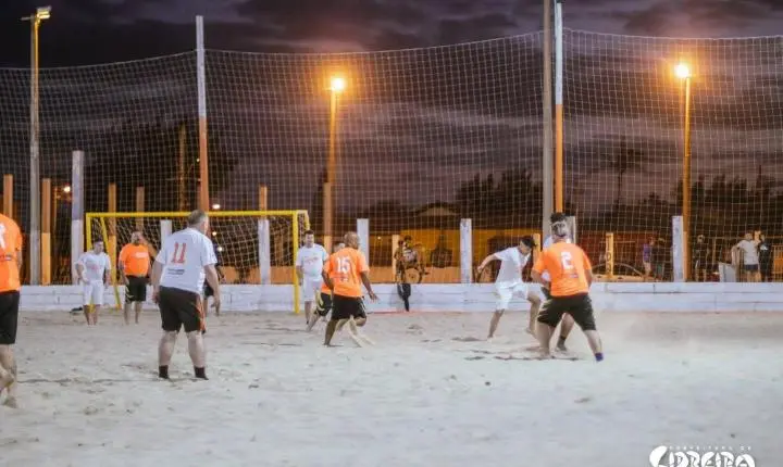 Jogo das Estrelas reuniu esporte, música e solidariedade em uma grande noite em Cidreira.