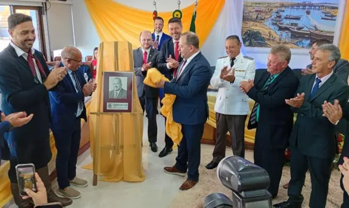 Nova Mesa Diretora da Câmara de Vereadores de Tramandaí toma posse para o exercício de 2026