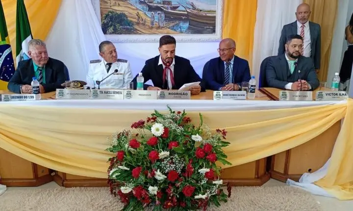 Nova Mesa Diretora da Câmara de Vereadores de Tramandaí toma posse para o exercício de 2026