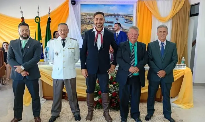 Nova Mesa Diretora da Câmara de Vereadores de Tramandaí toma posse para o exercício de 2026