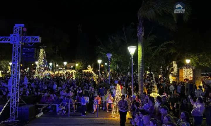 O GRANDE NATAL RESGATA A ALEGRIA DE FESTEJAR O NATAL DOS BONS VENTOS NA PRAÇA DA CATEDRAL EM OSÓRIO