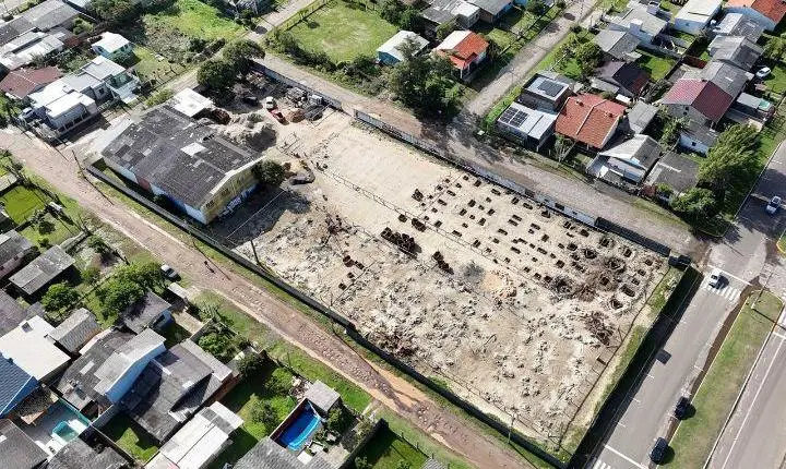 Obras do novo prédio da EMEF Rui Barbosa seguem avançando em Imbé