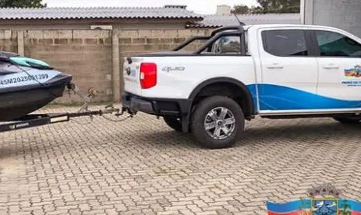 Passo de Torres fortalece estrutura da Secretaria de Pesca com entrega de nova caminhonete 4X4
