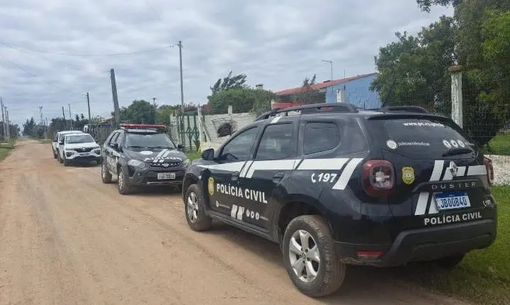 Polícia Civil fecha clínica clandestina em Balneário Pinhal e resgata 13 pessoas mantidas em situação irregular