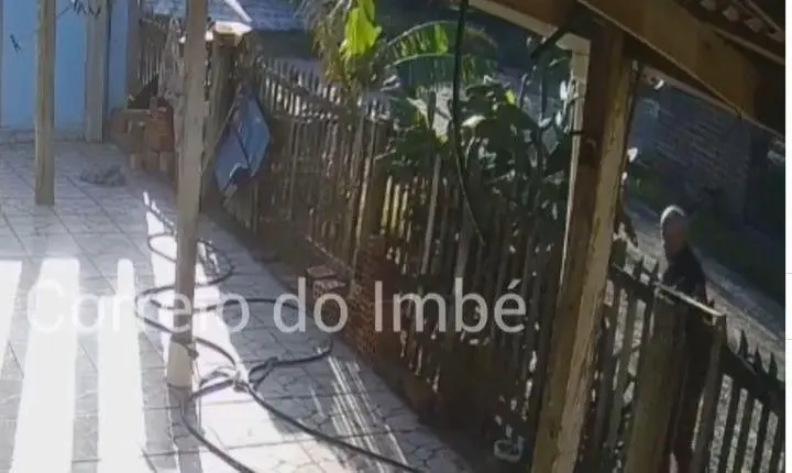 POLÍCIA CIVIL PRENDE HOMEM INVESTIGADO POR MAUS-TRATOS CONTRA ANIMAL DOMÉSTICO EM BALNEÁRIO PINHAL