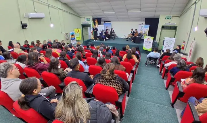 Pré-Conferência do 1° Encontro Região Sul das Cidades das Crianças reúne especialistas em educação em Osório