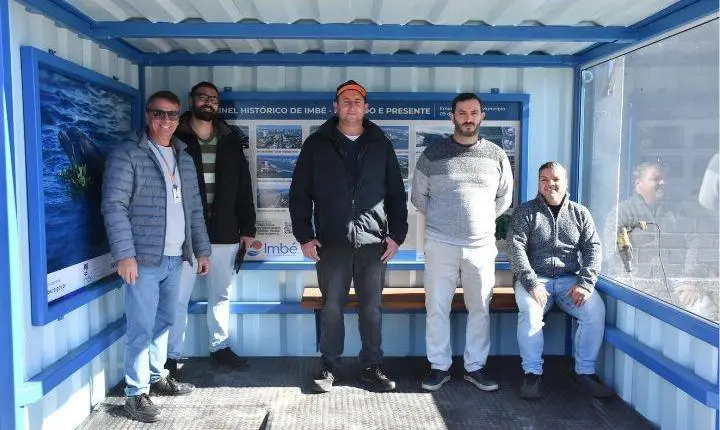  Prefeitura de Imbé instala primeira parada de ônibus modular