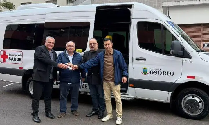 Prefeitura de Osório adquire novo micro-ônibus para o transporte de pacientes