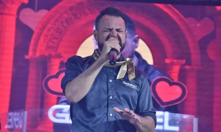 Primeira noite do XIX Rodeio Crioulo Internacional de Imbé reúne milhares de pessoas com muita música e tradicionalismo