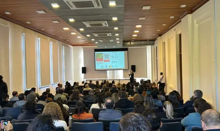 Projetos de restauração ecológica apoiados pela CEEE Equatorial são destaque em jornada sobre flora invasora 