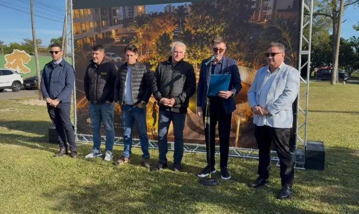 Revitalização da Praça Flávio Boianovski é inaugurada junto a lançamento imobiliário de R$ 96 milhões em Capão da Canoa 