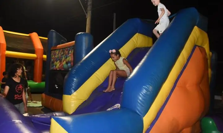 SHOWS DE VERÃO AGITARAM O FINAL DE SEMANA EM MARILUZ EM IMBÉ