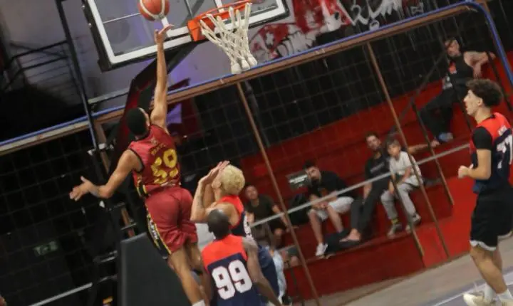 TIME DE OSÓRIO ESTREIA COM VITÓRIA NA LIGA DE BASQUETE AMADOR